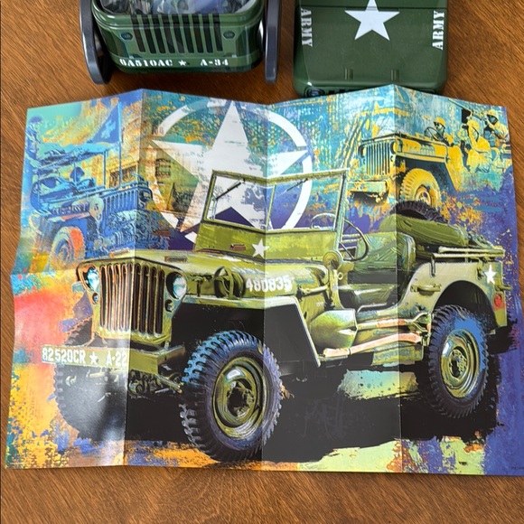 Eurographics Military Army WWII Willie’s JEEP Collectible Truck Puzzle Poster - Picture 2 of 8